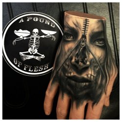 A Pound of Flesh Silicone Synthetic Fod. Narturlig str.