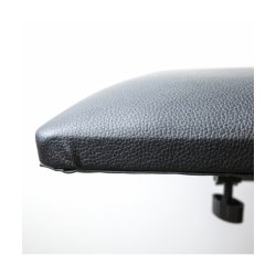 Coldsteel AMR 017 ADJUSTABLE FOOTREST.