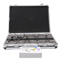 Piercings st med smykker &amp; nle.