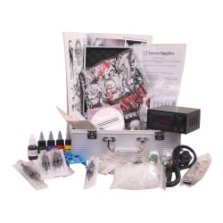 Topst med 3 maskiner/strmforsyning. Stor  indhold bla. Tatto tegning &amp; Lre DVD.