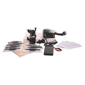Tattoo s�t med 2 maskiner + tilbeh�r. Model 9