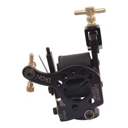 Topst med 4 maskiner/strmforsyning. Stor  indhold bla. Tatto tegning &amp; Lre DVD.